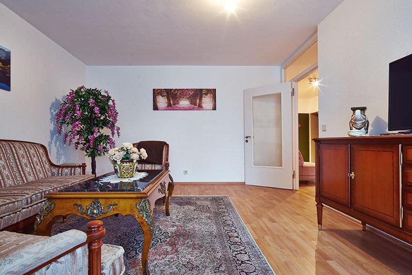 Komfort Ferienwohnung Bad Pyrmont Naehe Kurpark ภายนอก รูปภาพ