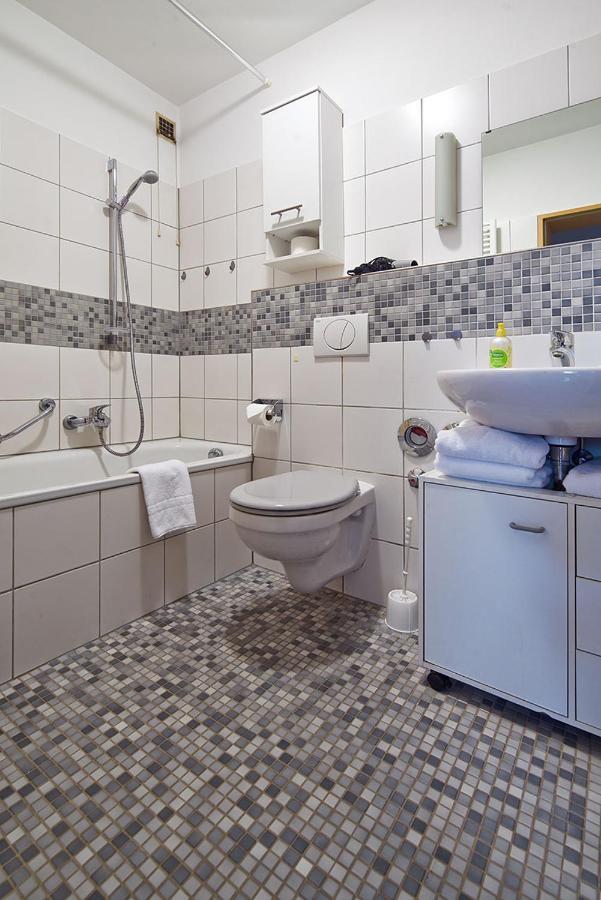 Komfort Ferienwohnung Bad Pyrmont Naehe Kurpark ภายนอก รูปภาพ